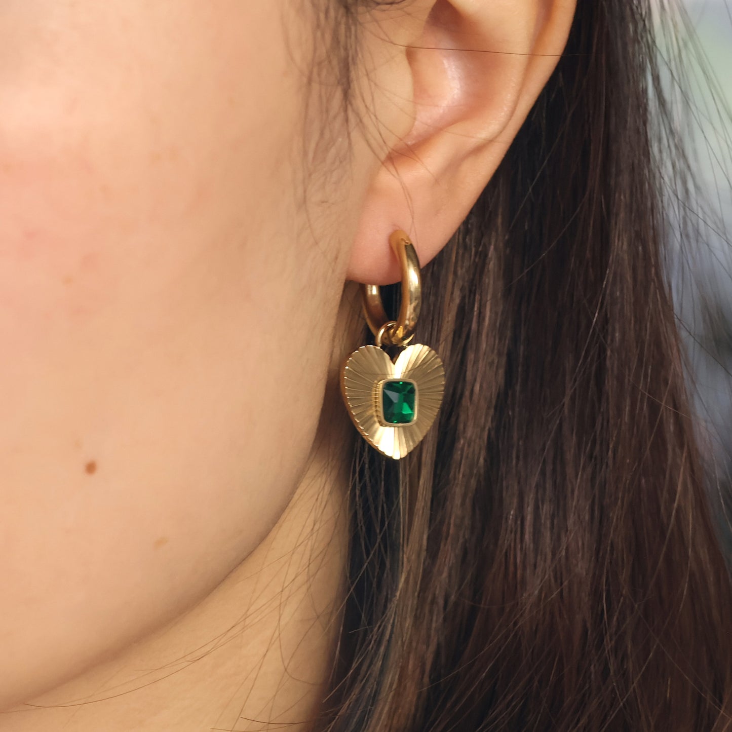 Alice gold plated huggies earring with emerald zircon