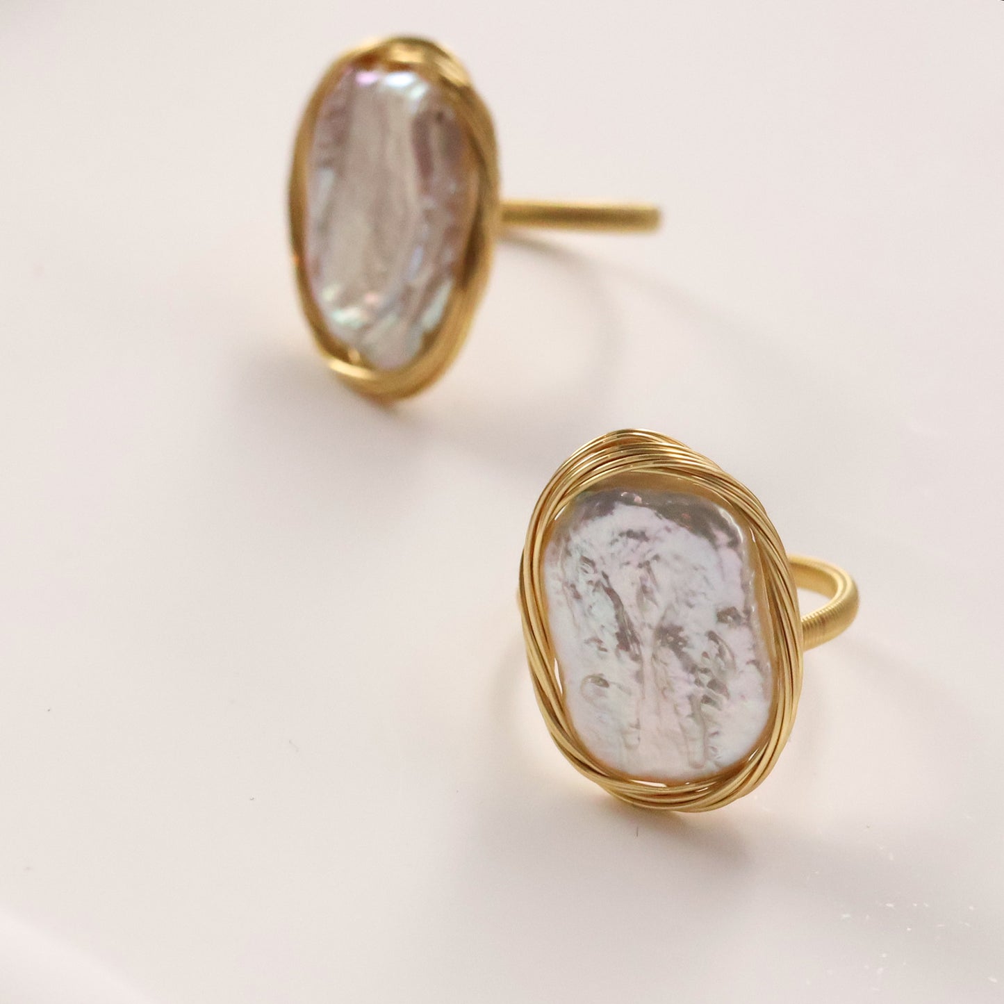 Large baroque Pearl open ring