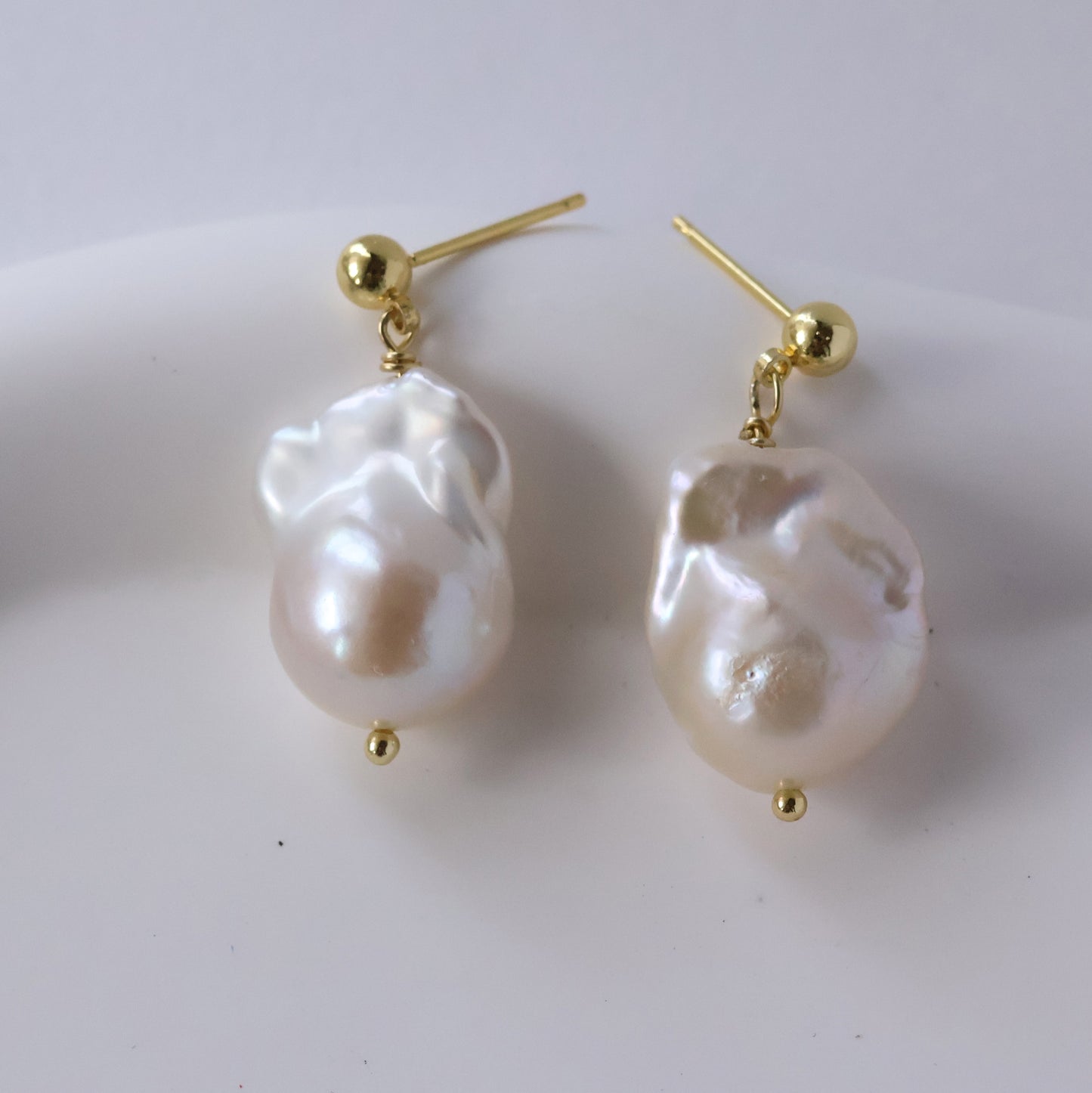Paisley baroque pearl earrings