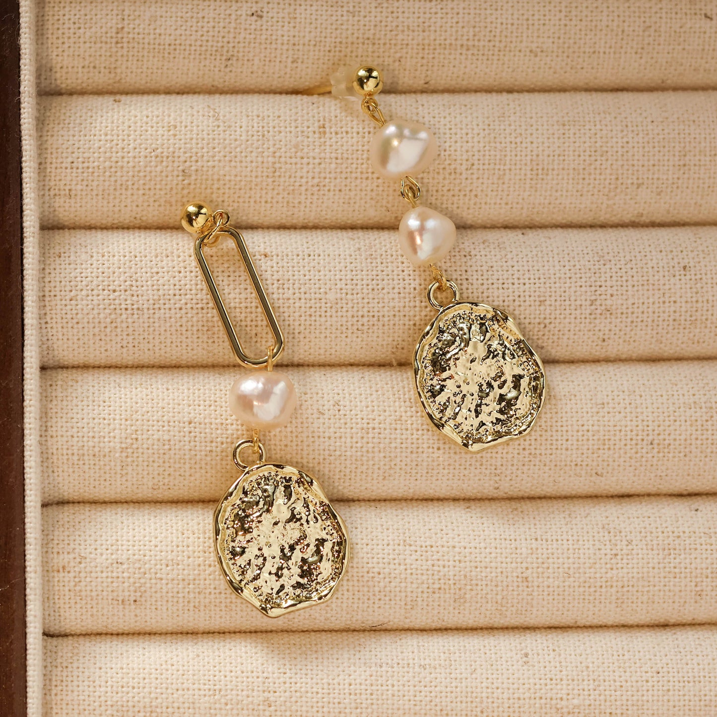 Victoria asymmetrical pearl earring