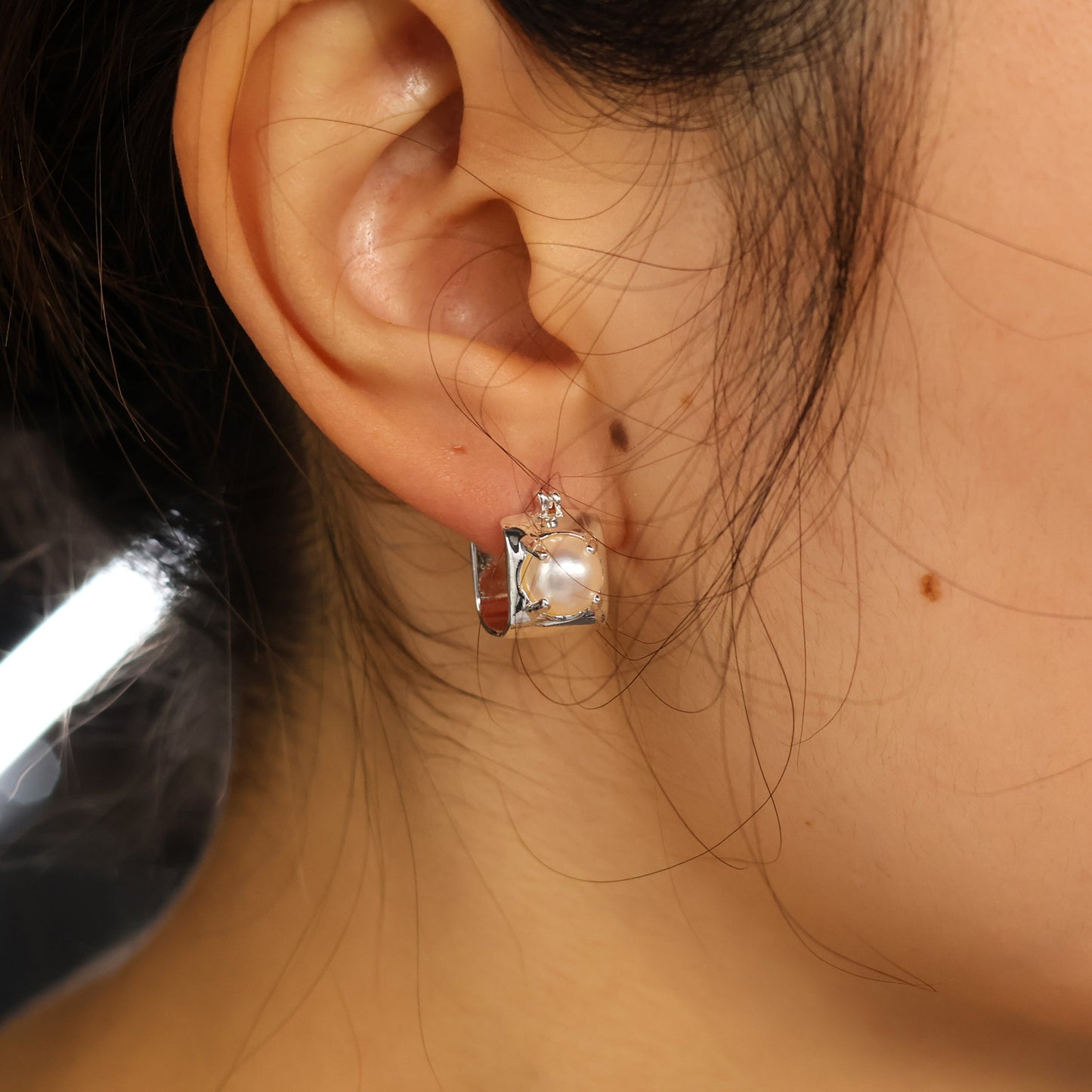 Ione Freshwater Pearl Huggies Earrings