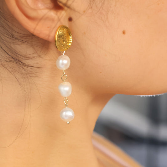 June pearl drop earring