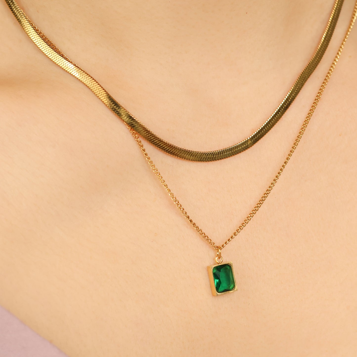 Layered emerald necklace gold plated