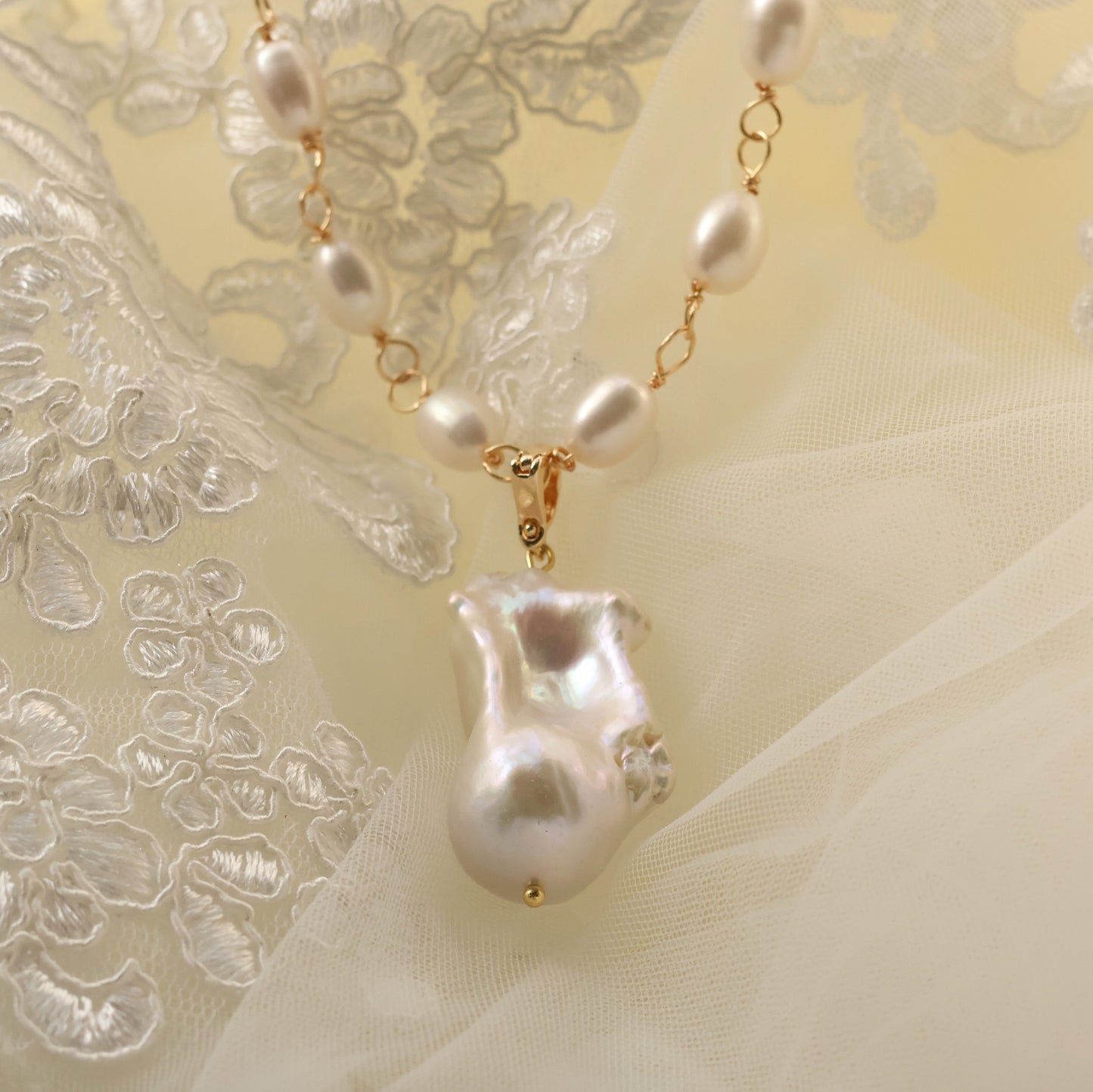 Mira Bridal Pearl Necklace