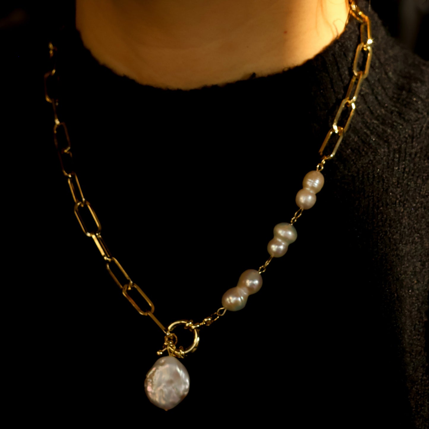 Ingrid baroque pearl necklace with chunky gold plated chain