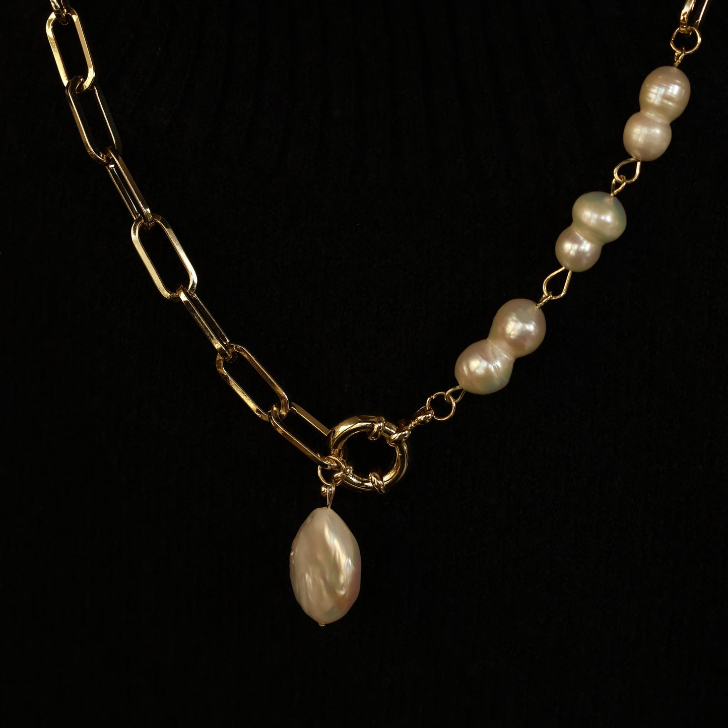 Ingrid baroque pearl necklace with chunky gold plated chain