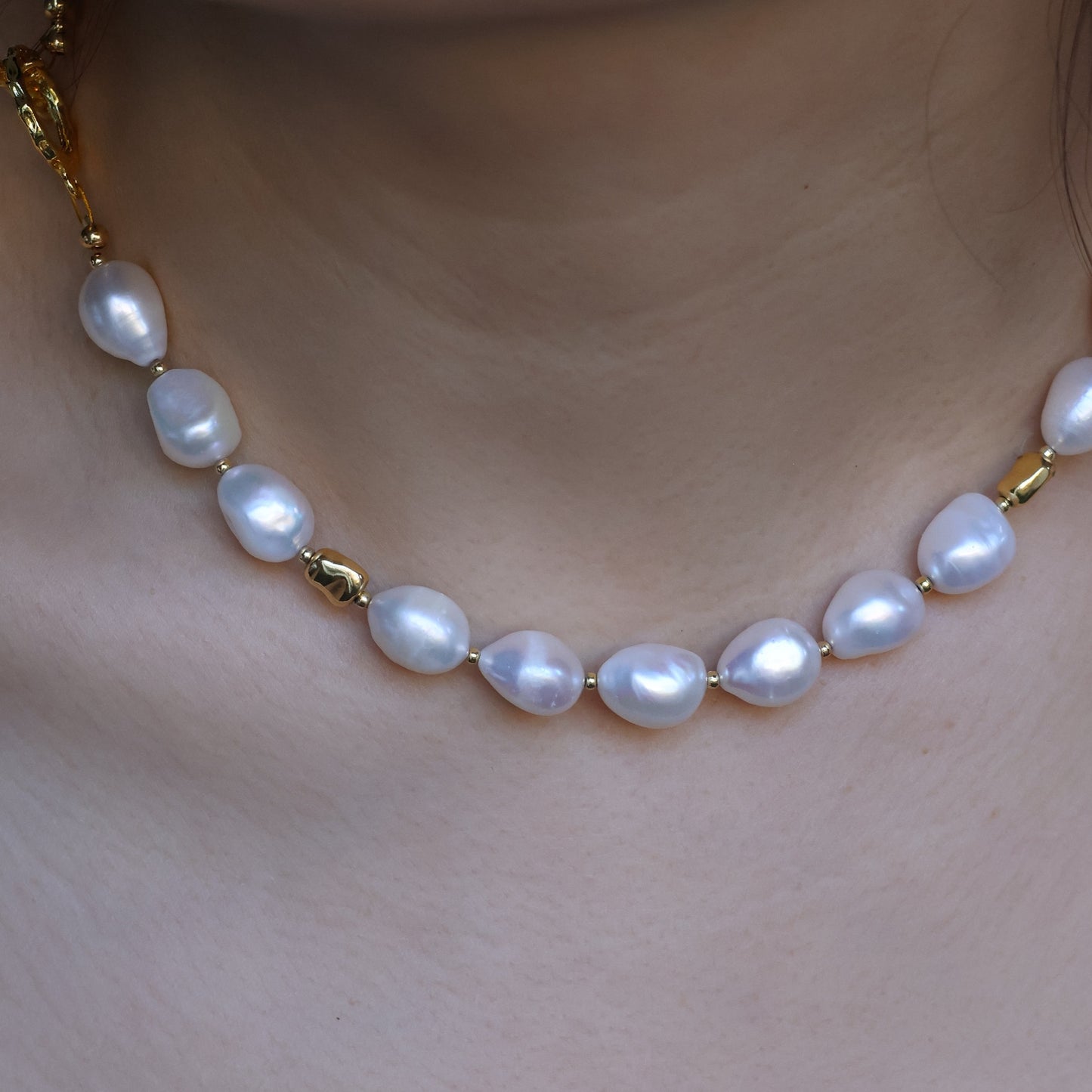 Isabella Baroque Pearl Necklace