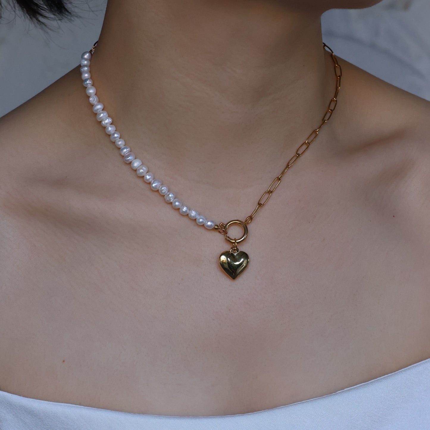 Yarra freshwater pearl necklace with gold plated heart pendant