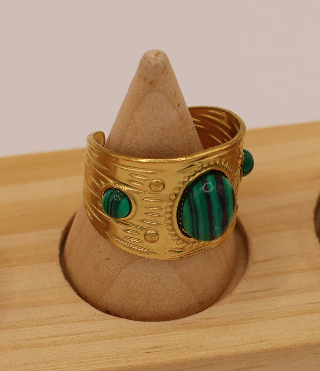 Natural stone open rings gold plated