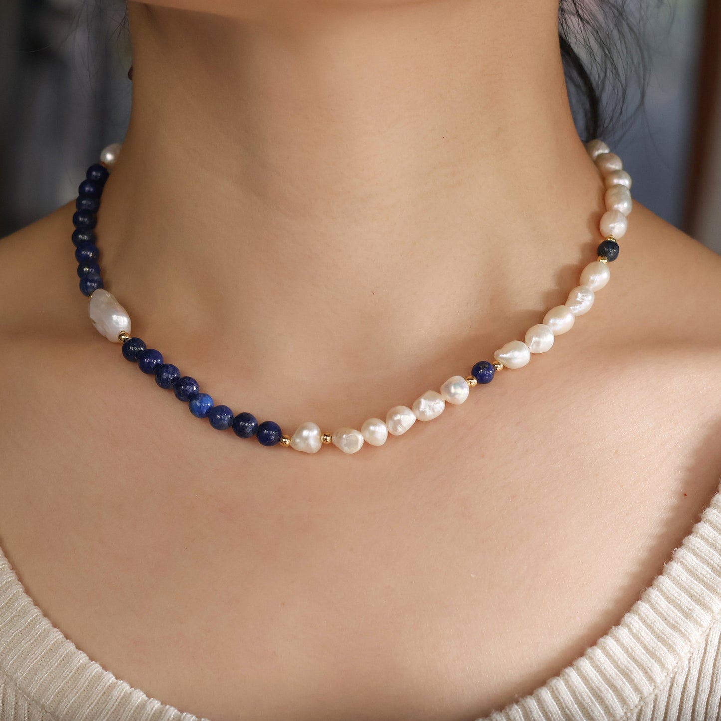 Ocean night necklace with lapis lazuli and pearls