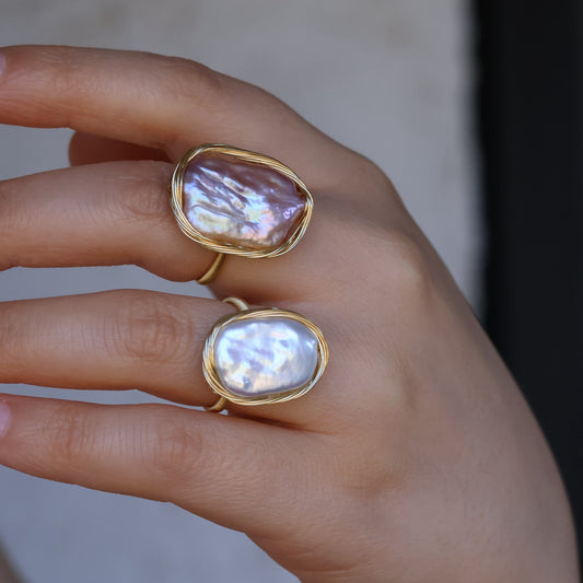 Large baroque Pearl open ring