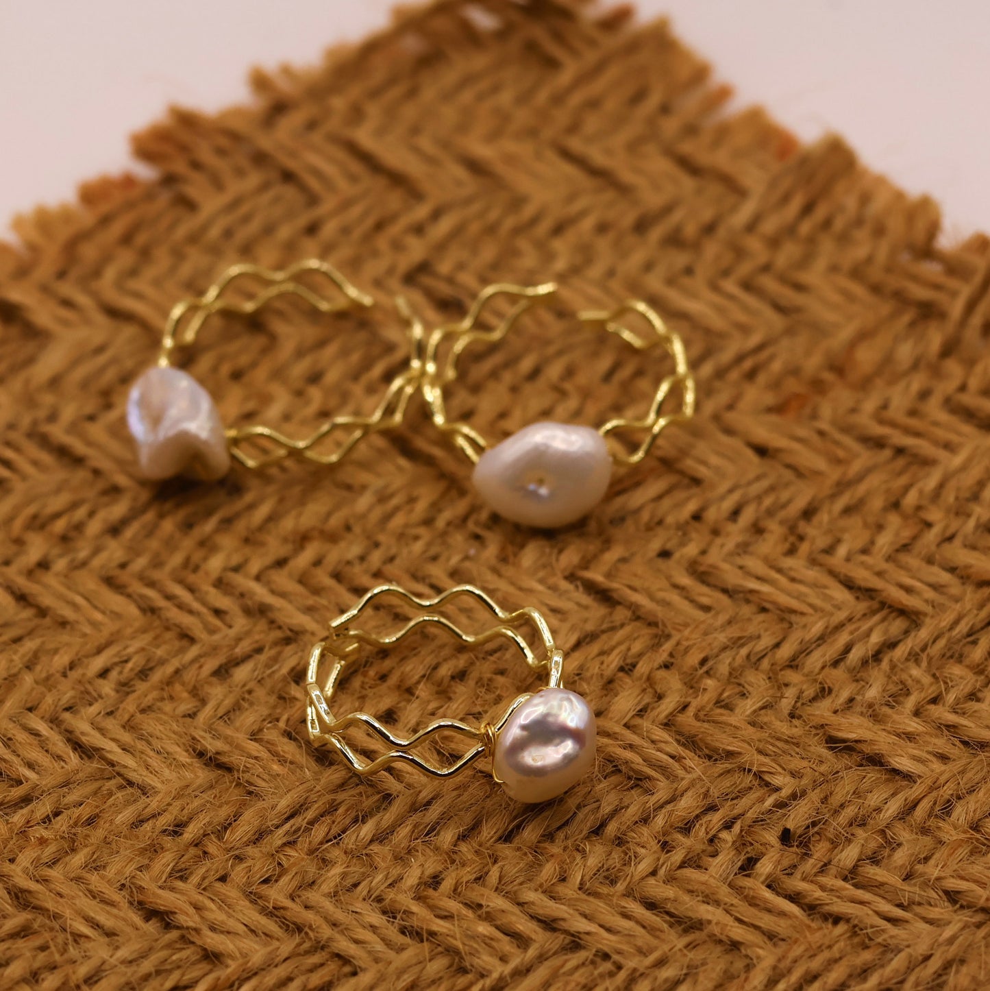 Freshwater pearl open ring with irregular gold band