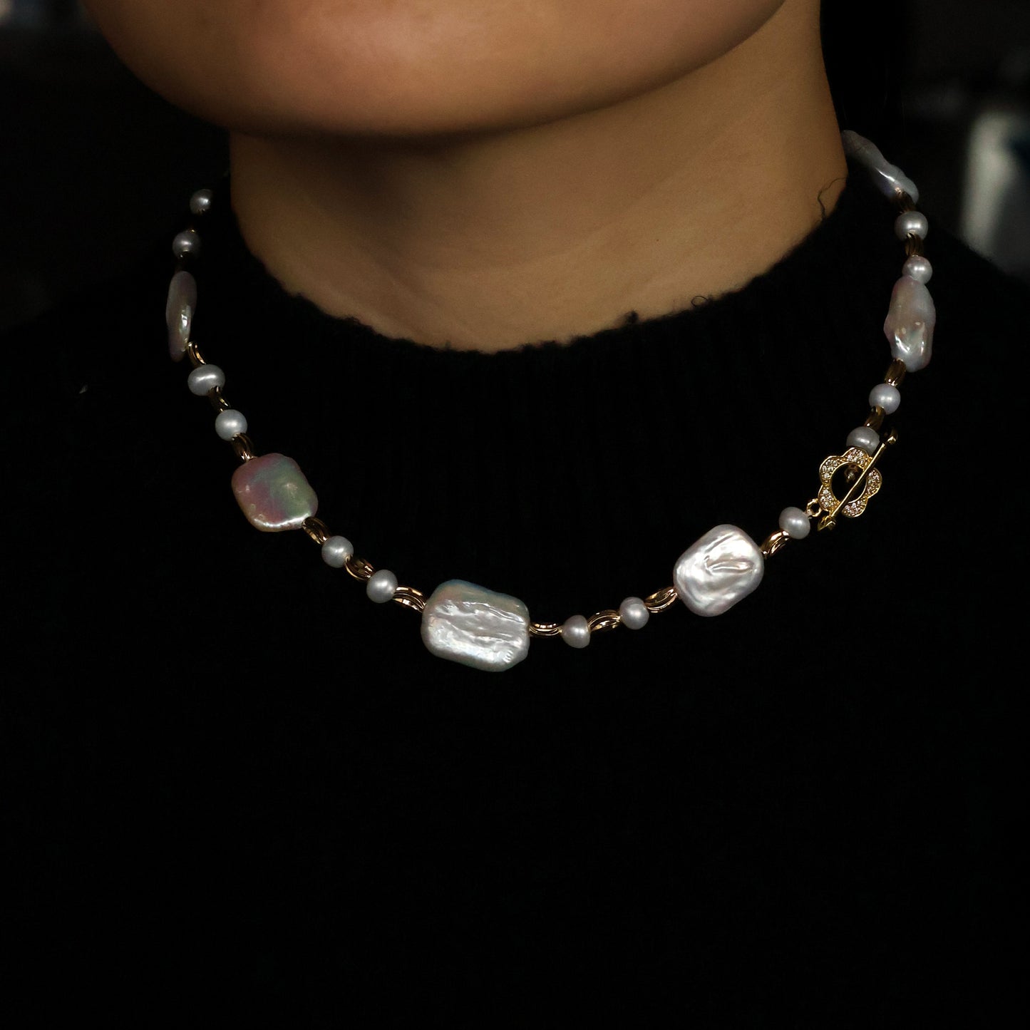 Fonda freshwater baroque pearl necklace