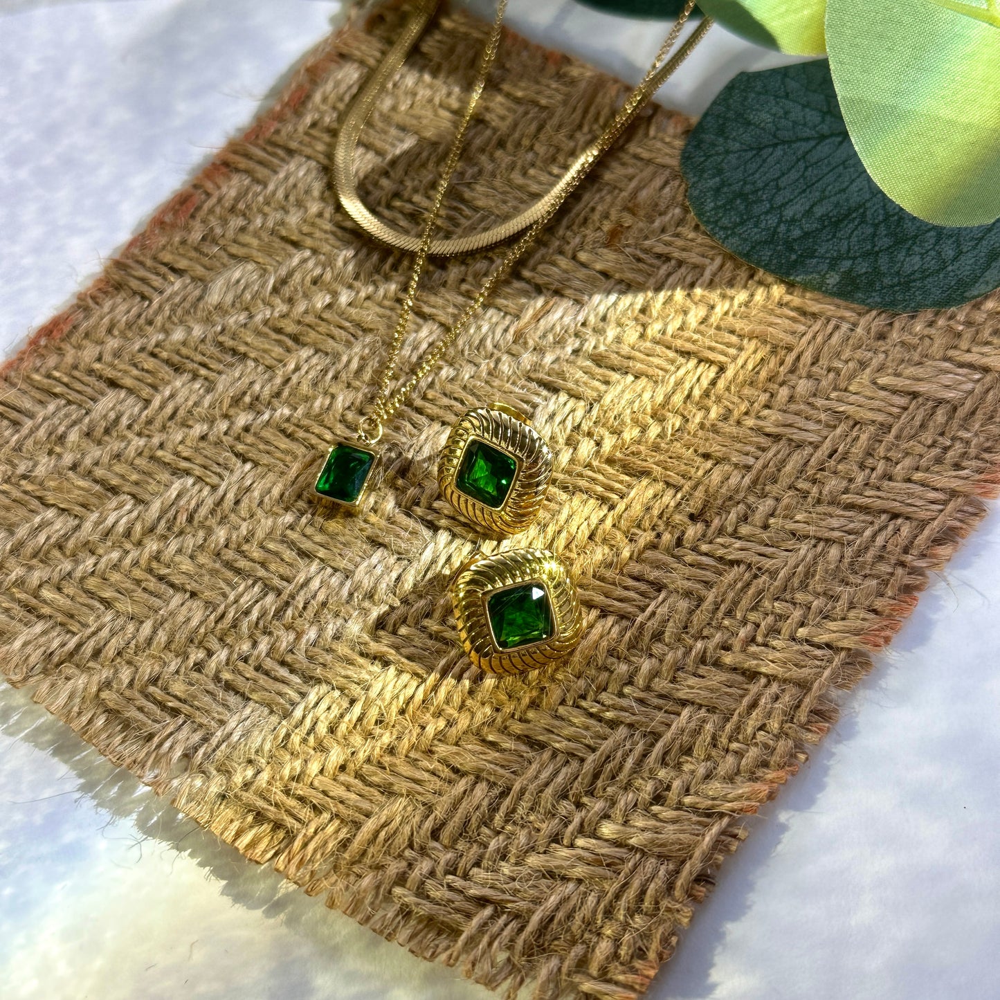 Layered emerald necklace gold plated