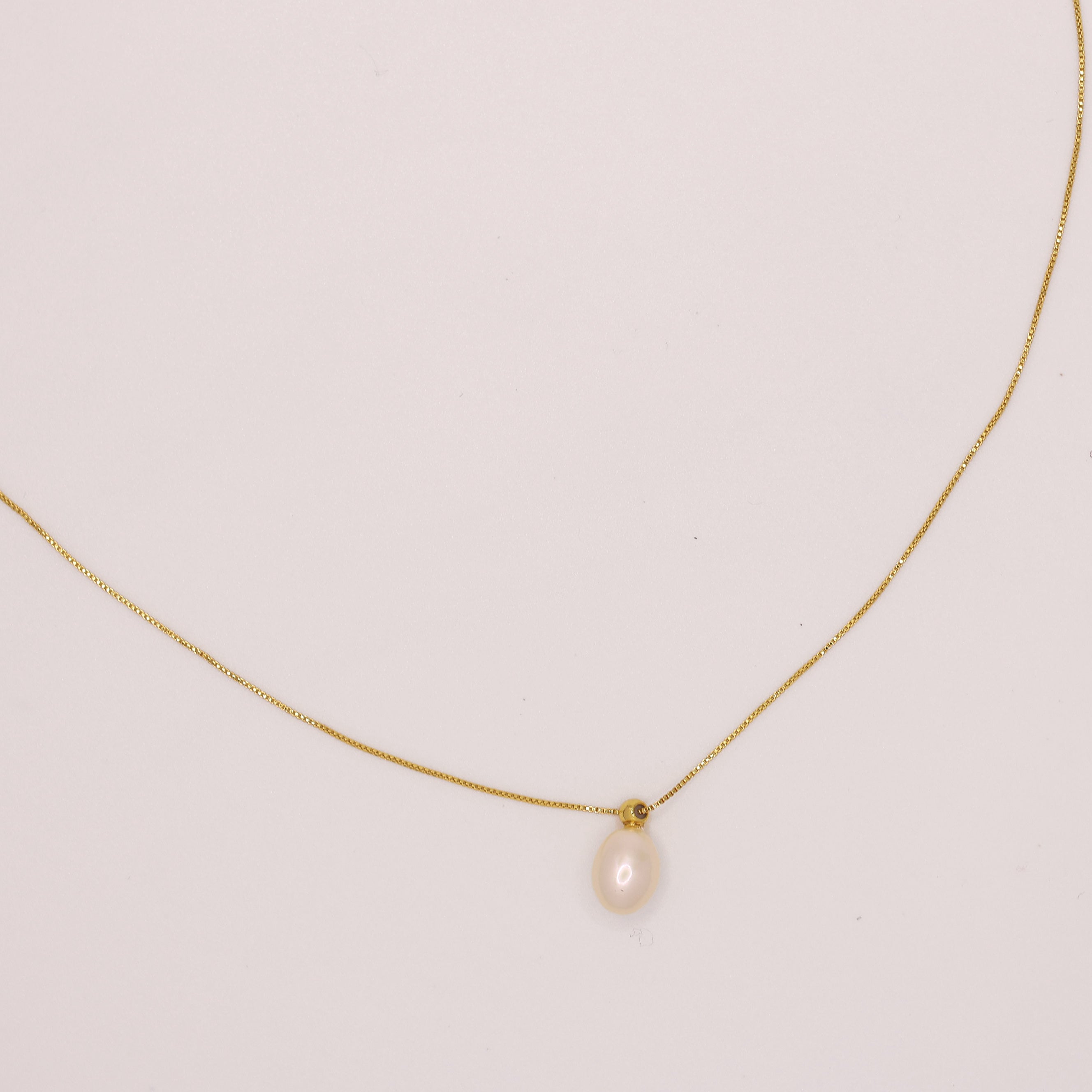 Aroma pearl necklace