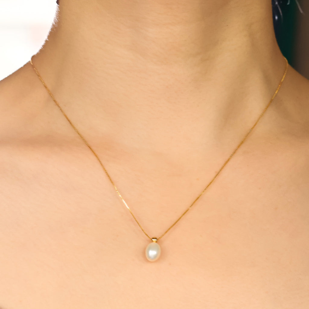 Aroma pearl necklace