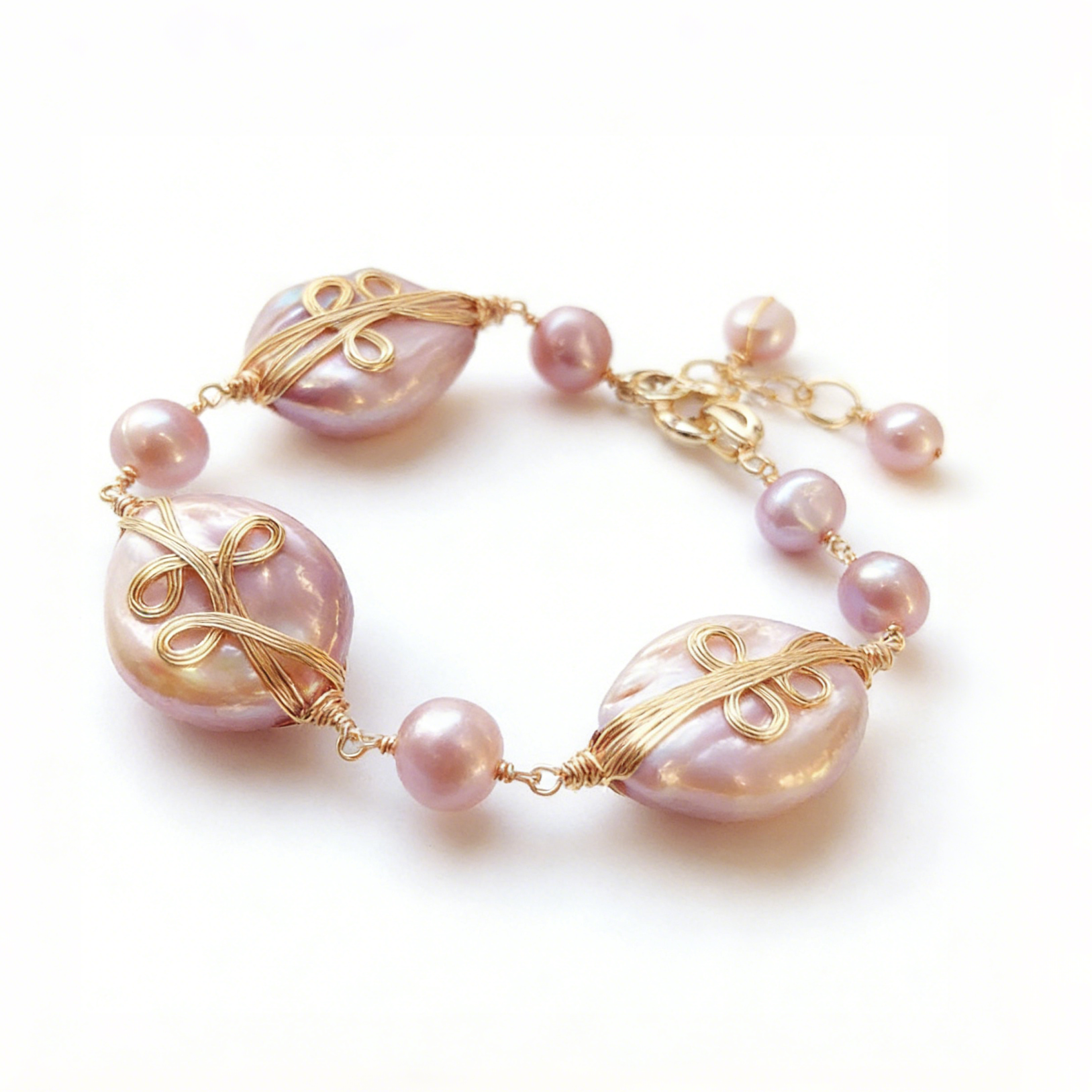 Teardrop baroque pearl bracelet