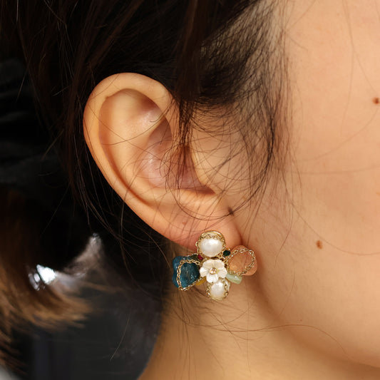 Camellia flower stud earrings with freshwater pearl