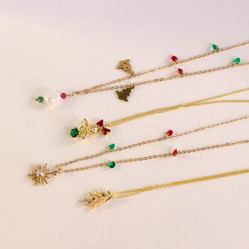 Snowflake ❄️Gold Plated Christmas🎄 Necklace