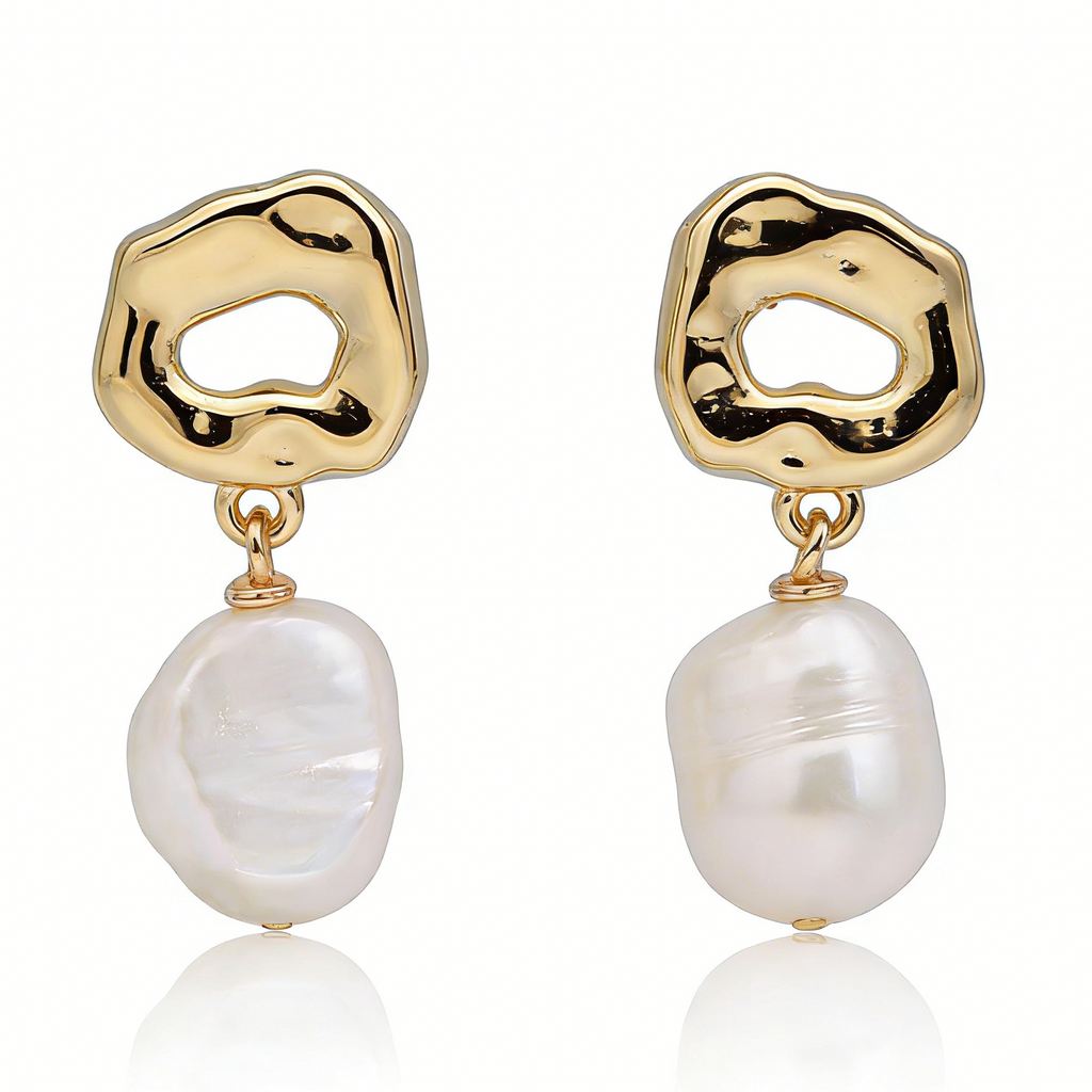 Iris freshwater pearl earring