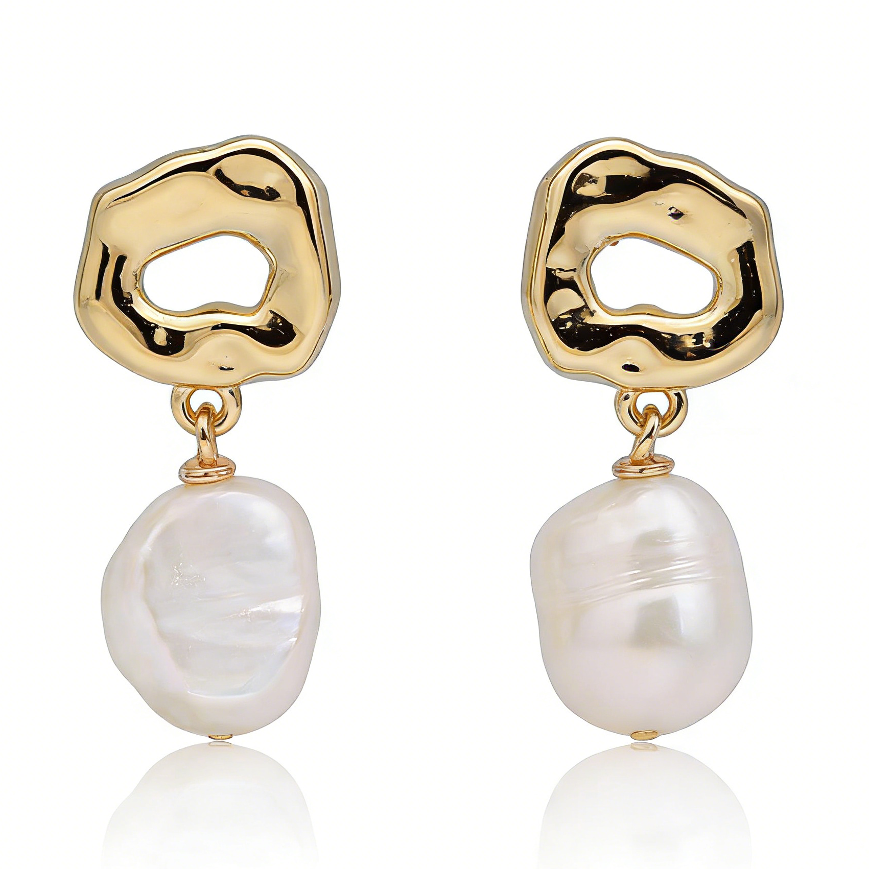 Iris freshwater pearl earring