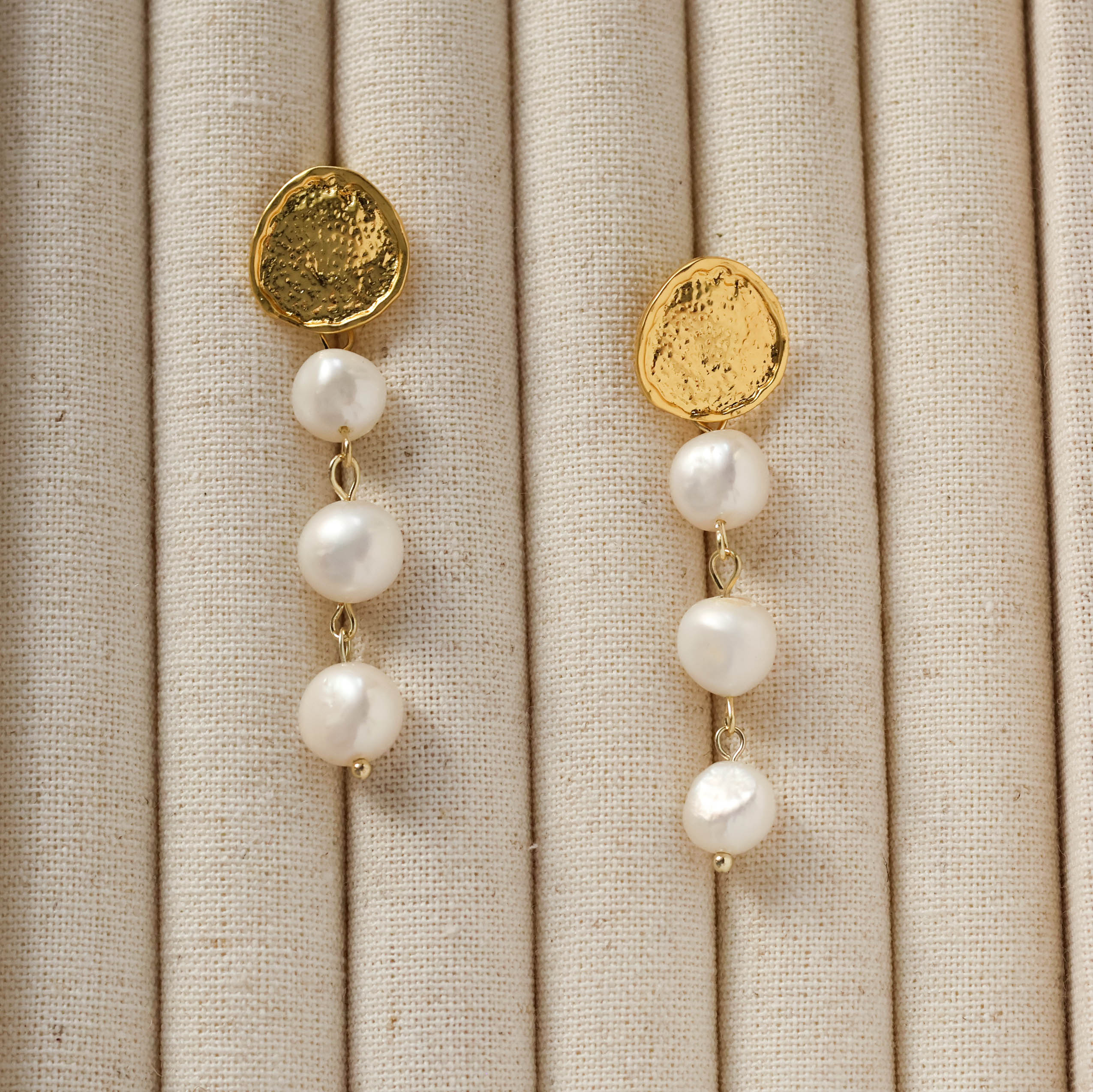 June pearl drop earring