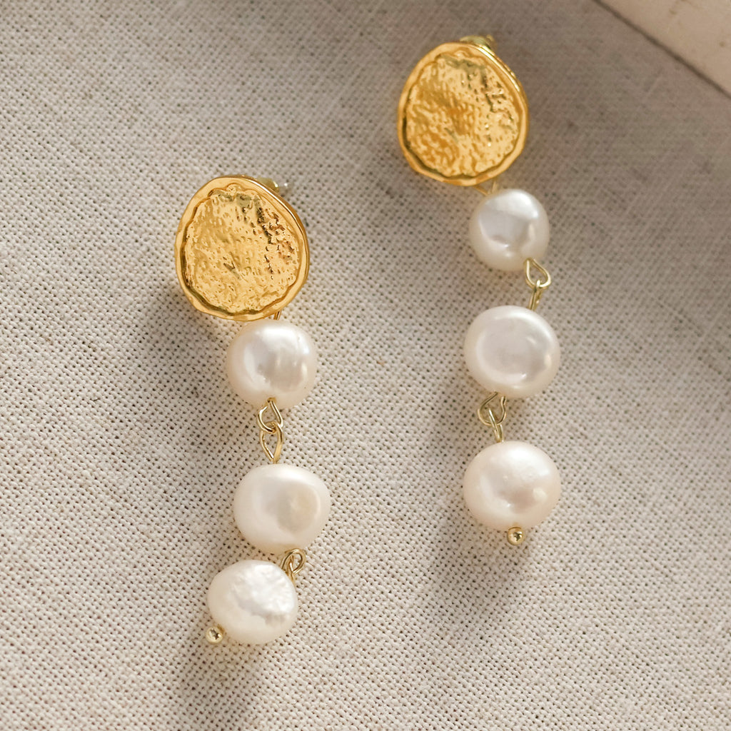 June pearl drop earring