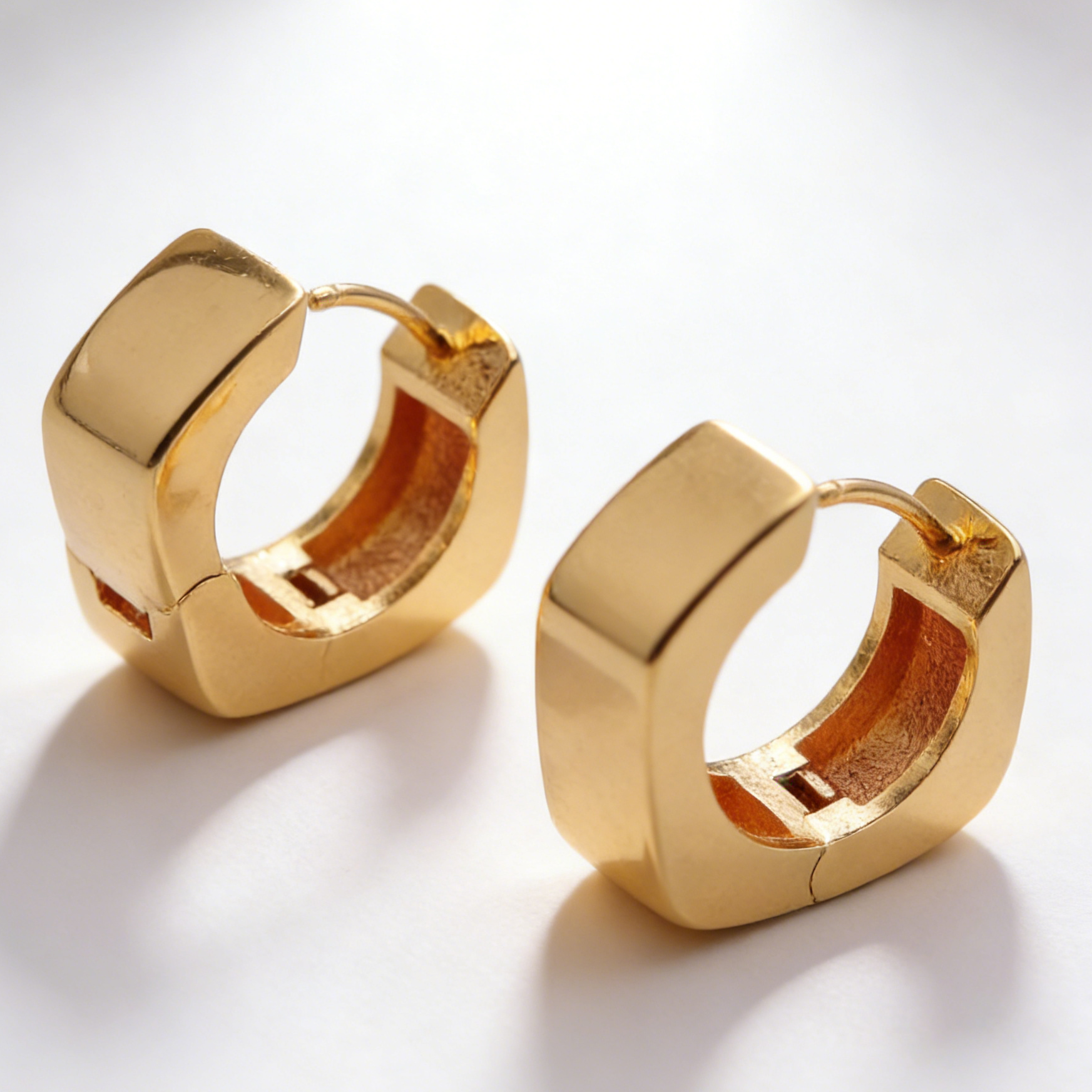 Tessa 18k gold plated chunky huggie earrings