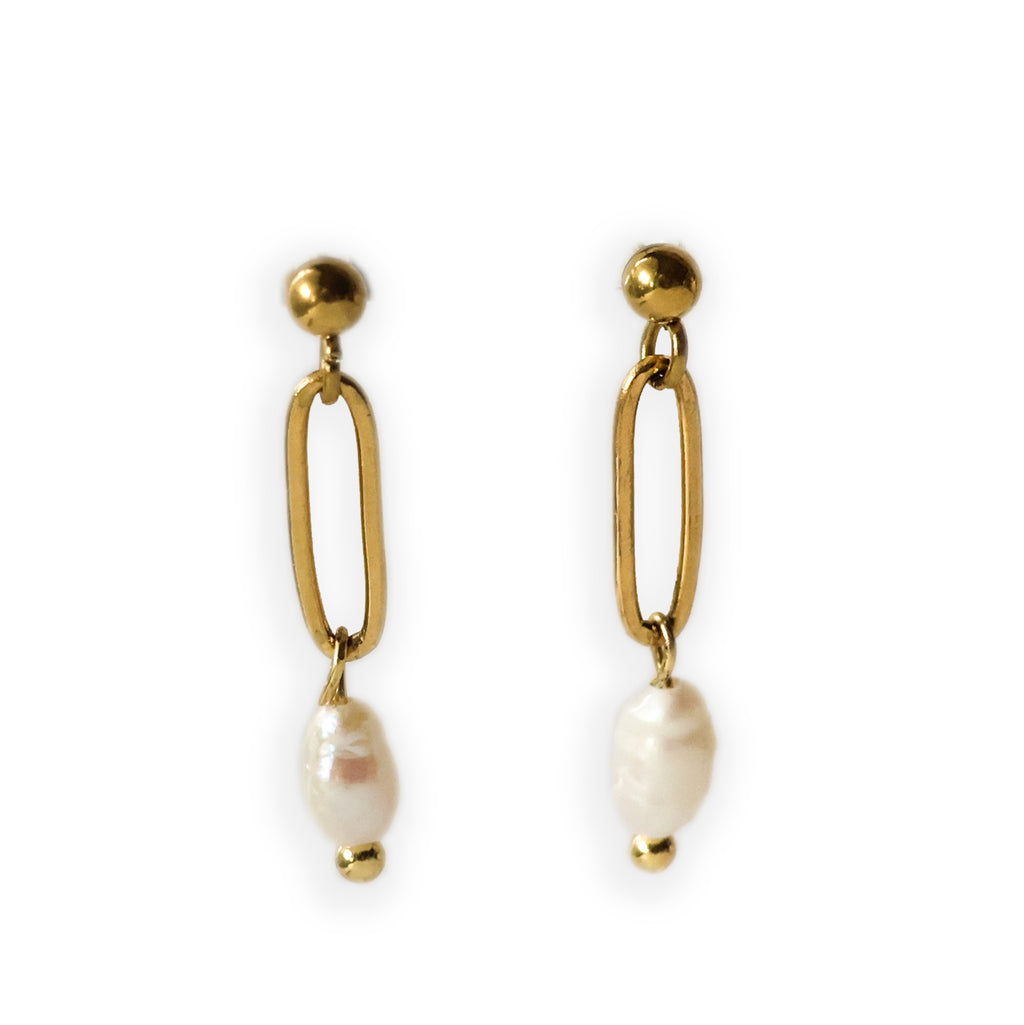 Paper clip pearl earrings gold plated