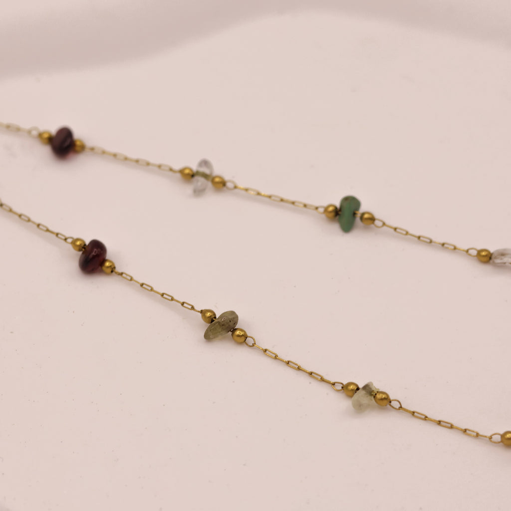 Layla natural stone chips necklace handmade