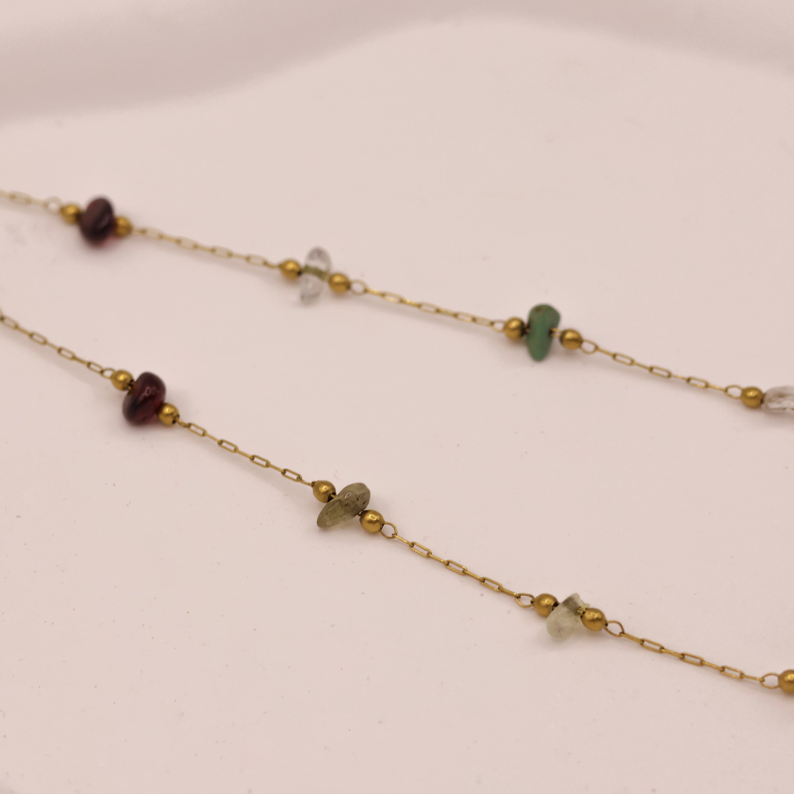 Layla natural stone chips necklace handmade