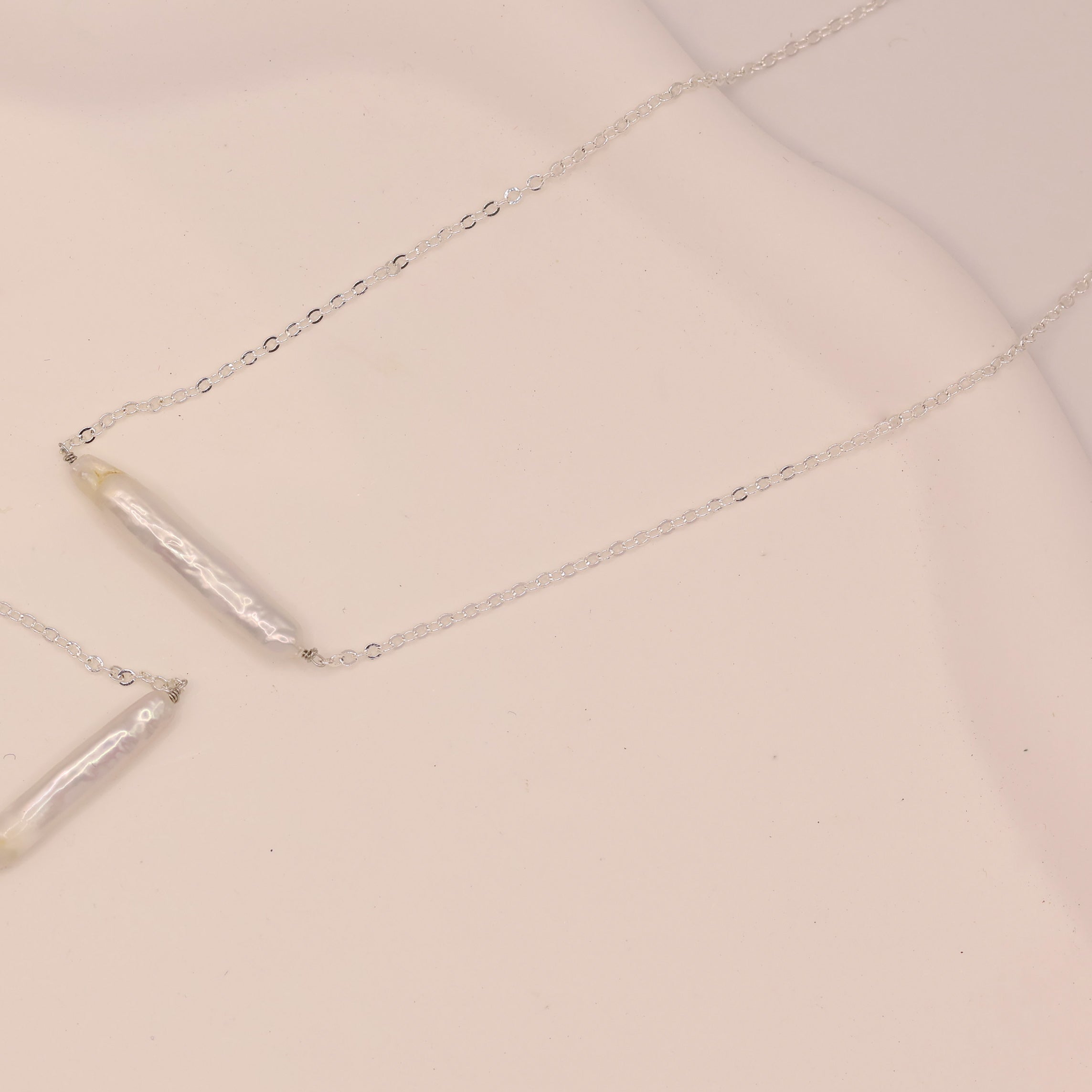 Silver lining baroque pearl necklace