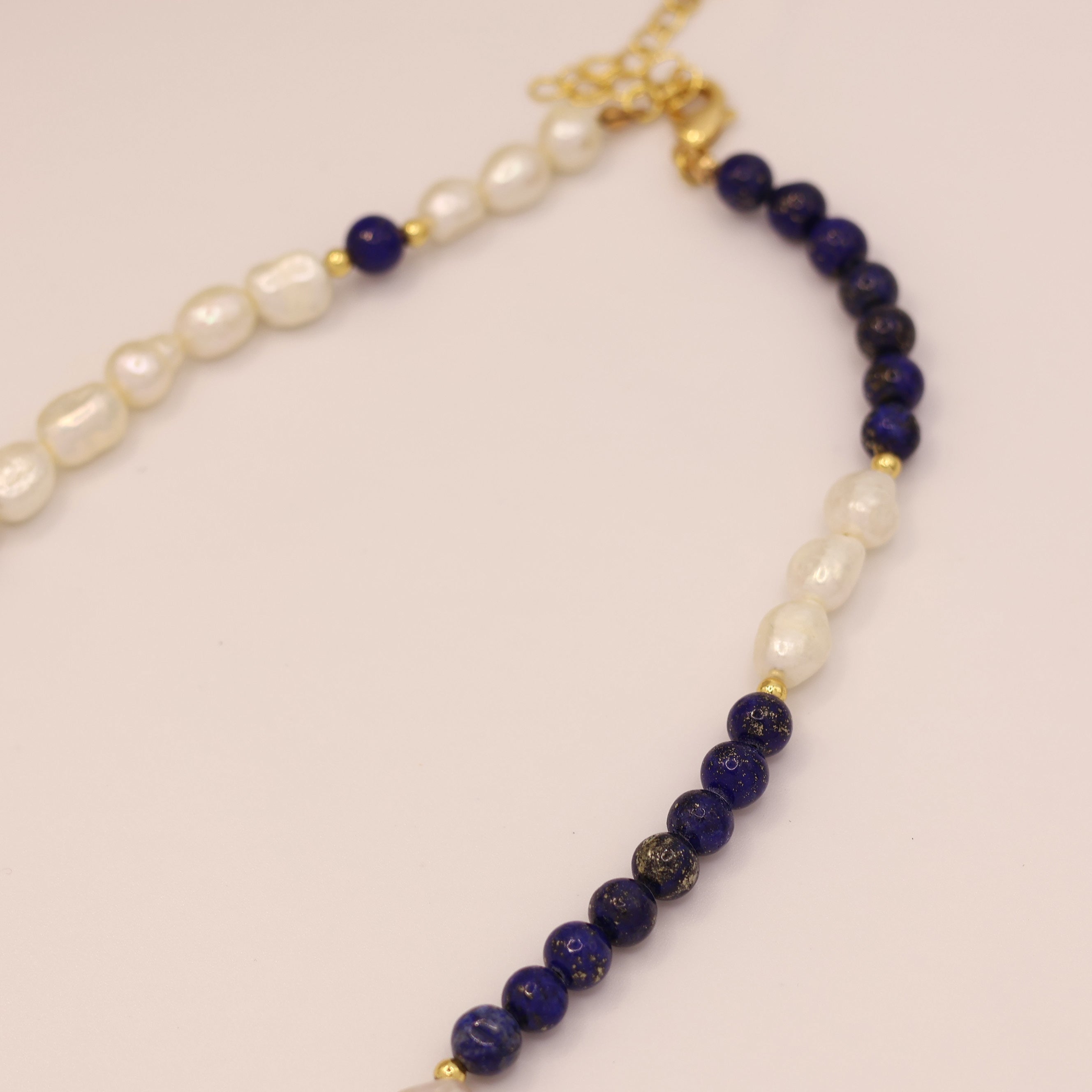 Ocean night necklace with lapis lazuli and pearls