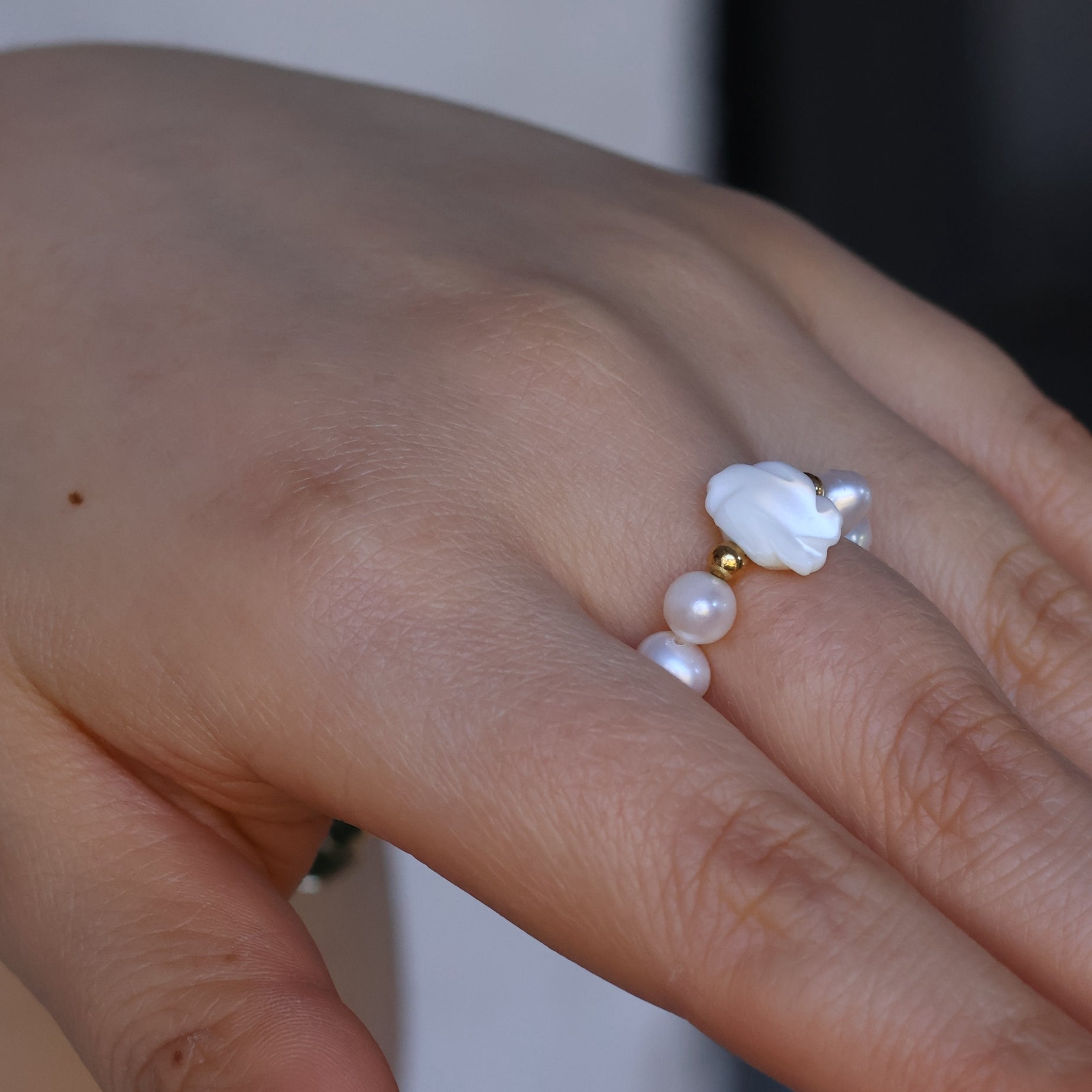 Flower Pearl Stretch Ring