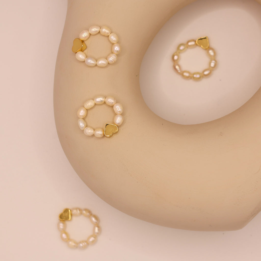 Freshwater pearl ring with gold heart