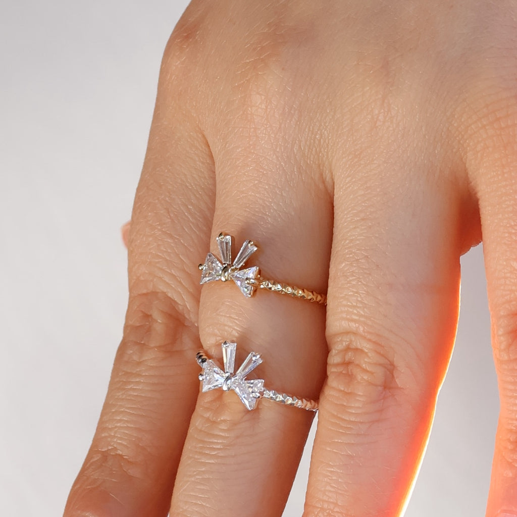 Zirconia Bow Ring