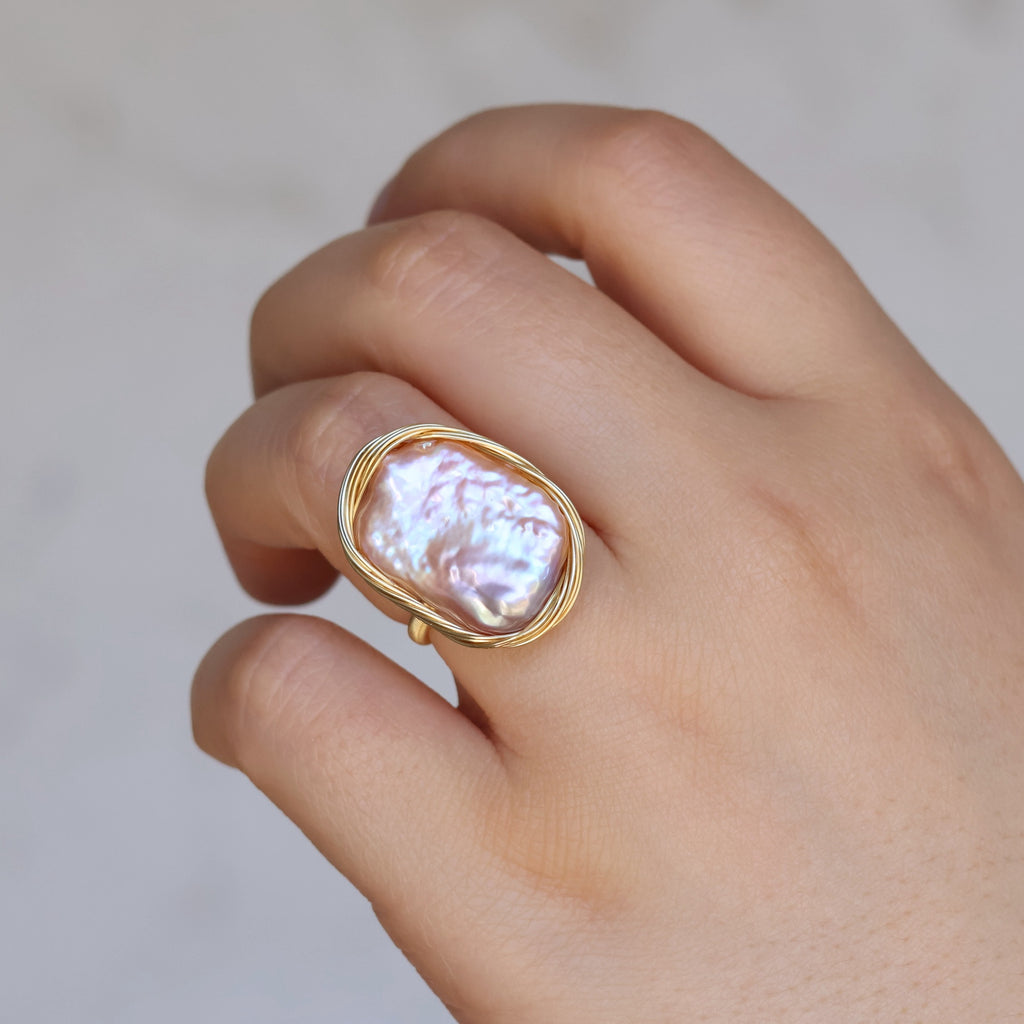 Oversize baroque Pearl open ring