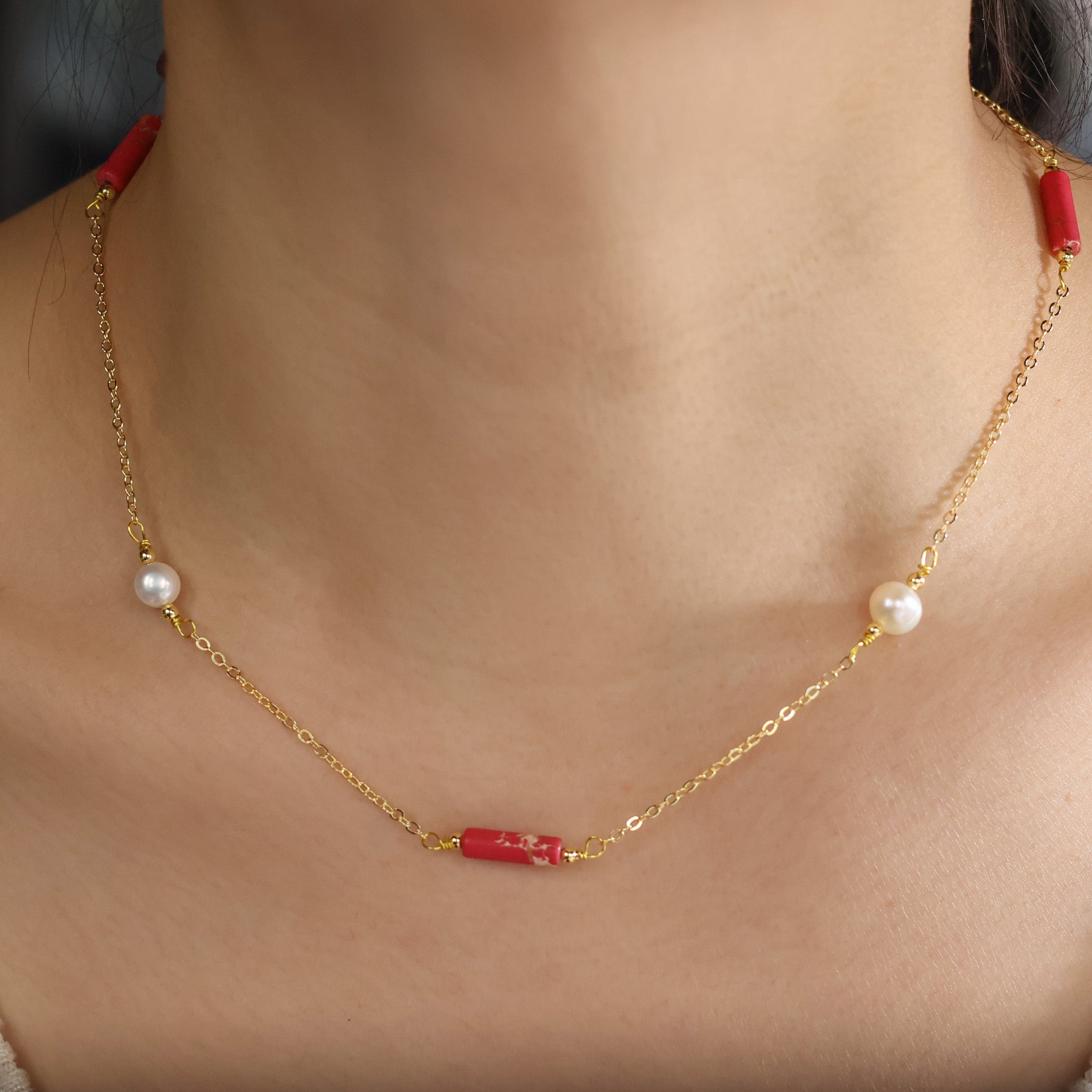 Scarlett earring and necklace set