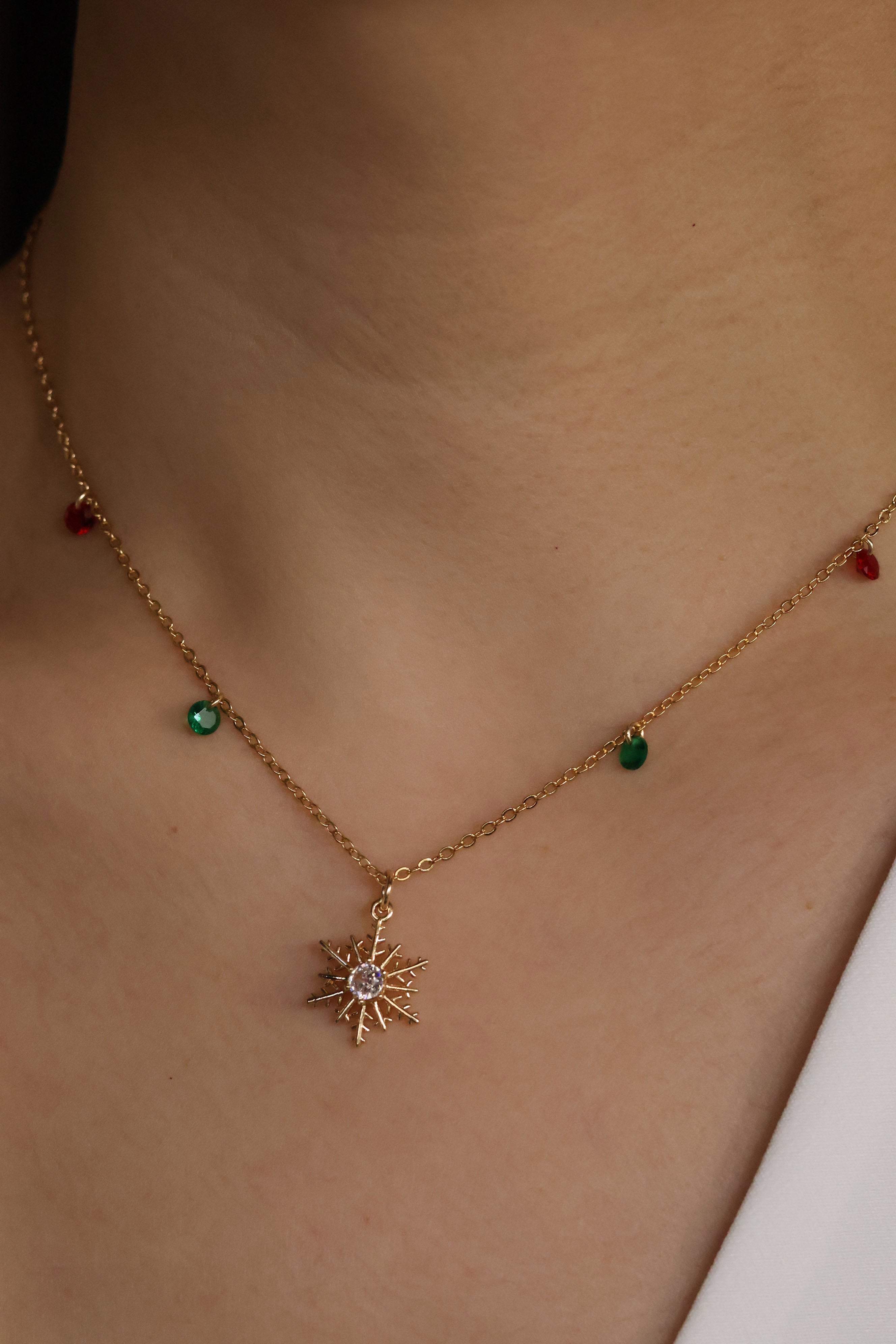 Snowflake ❄️Gold Plated Christmas🎄 Necklace