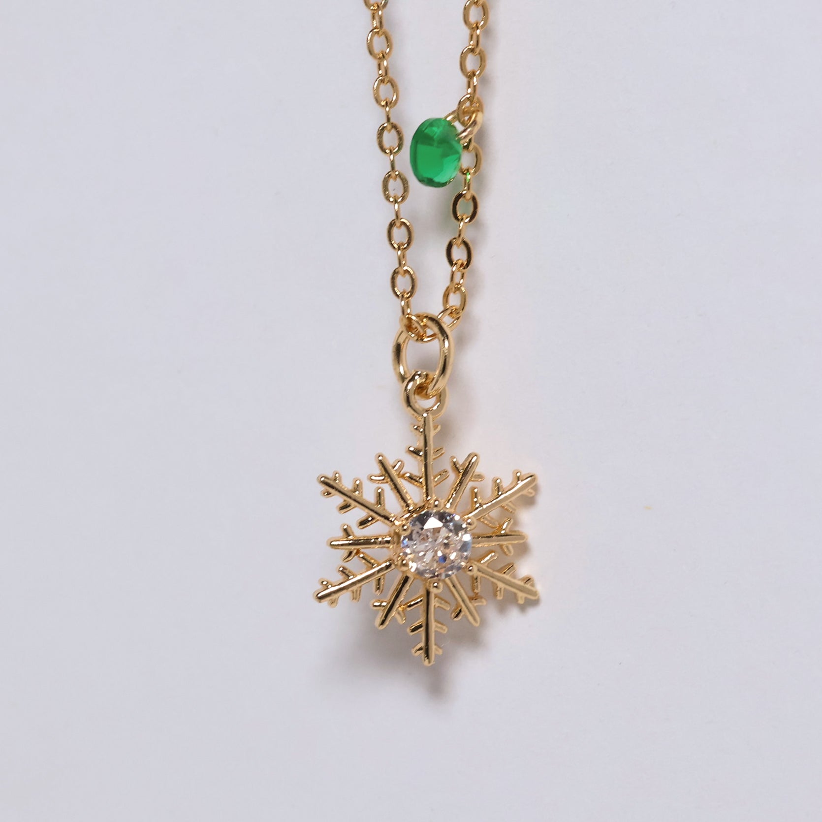 Snowflake ❄️Gold Plated Christmas🎄 Necklace