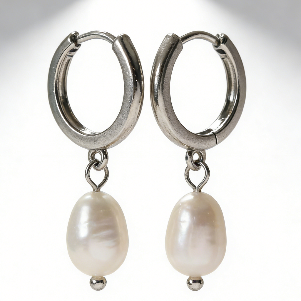 Suzie pearl huggie earrings gold plated