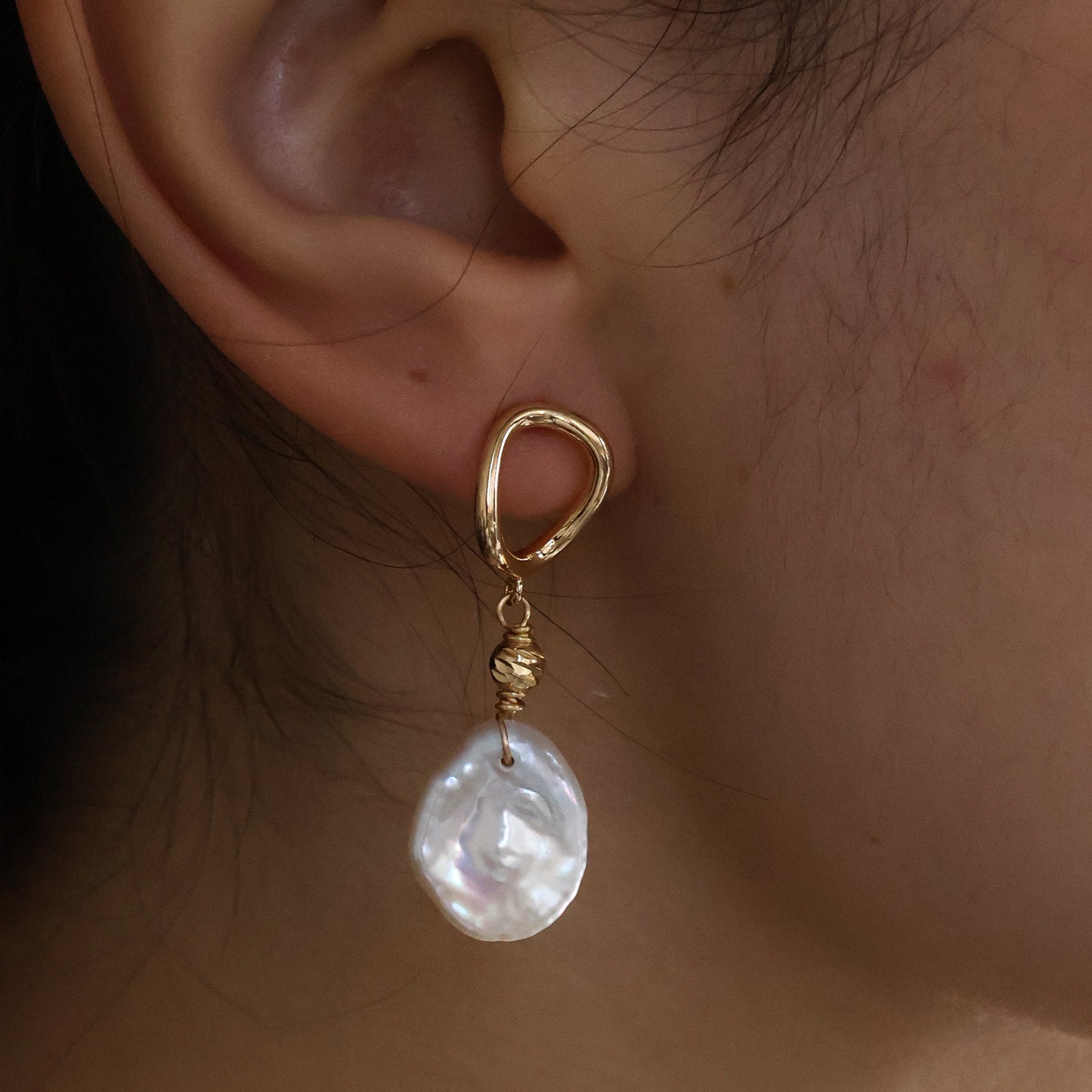 Emi freshwater baroque pearl drop earrings