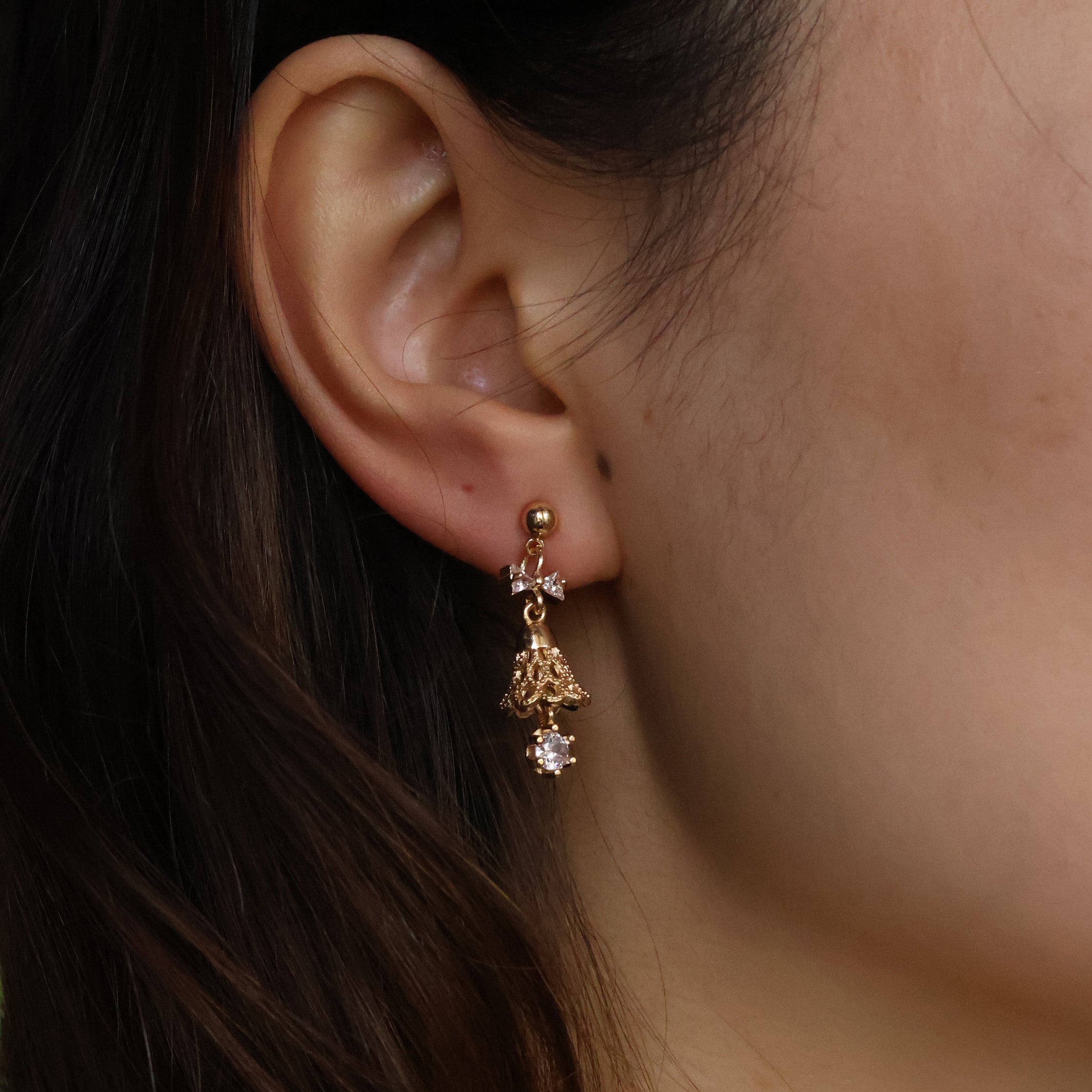 Did you hear the jingle bell 🔔 ring Christmas earring and necklace set