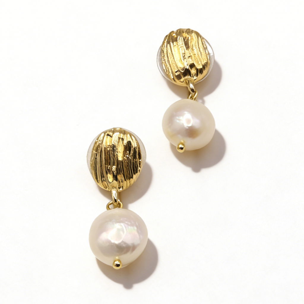 Ivy freshwater pearl earrings