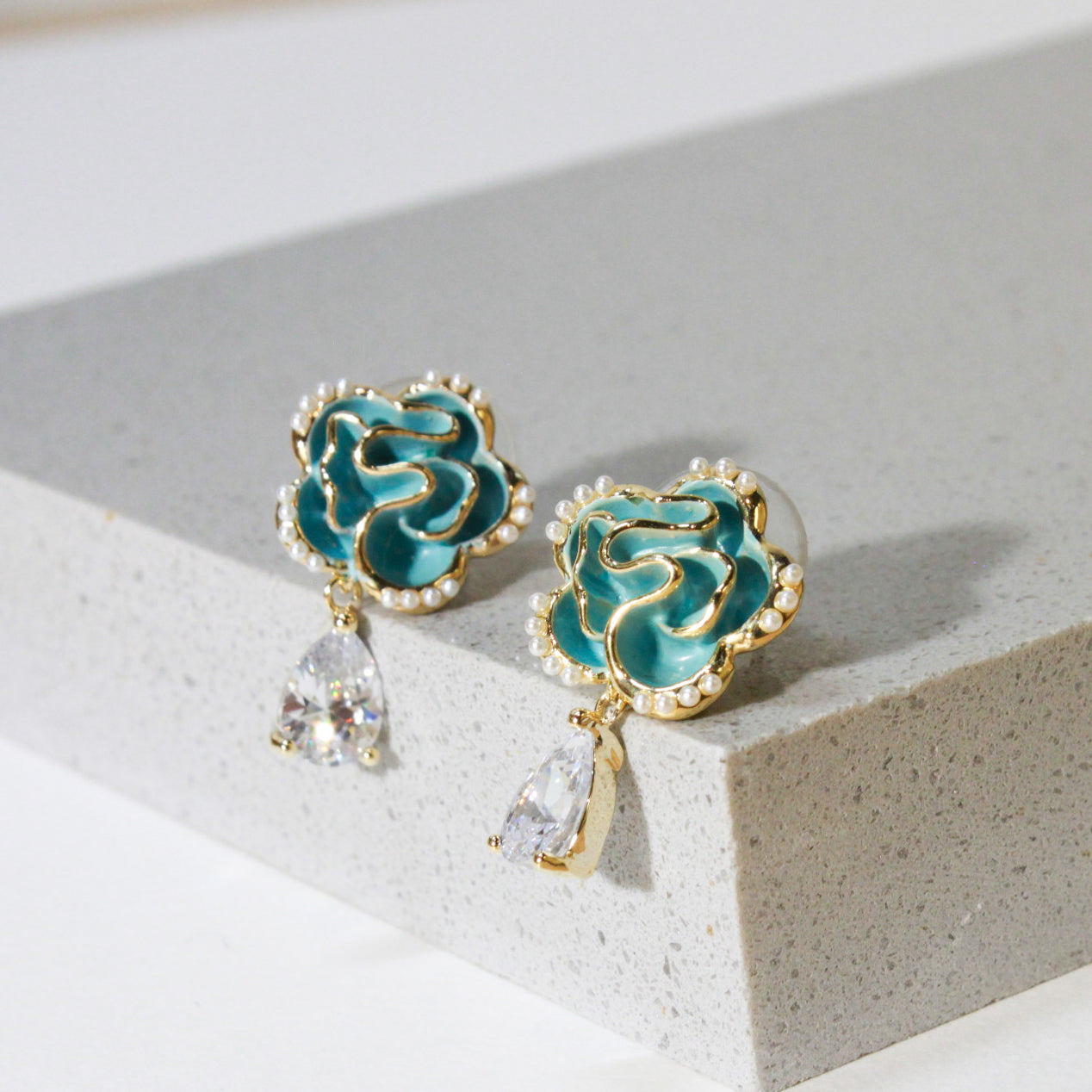 Camelia Cubic Zirconia Earring