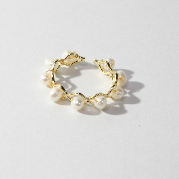 Freshwater pearl open ring with irregular gold band