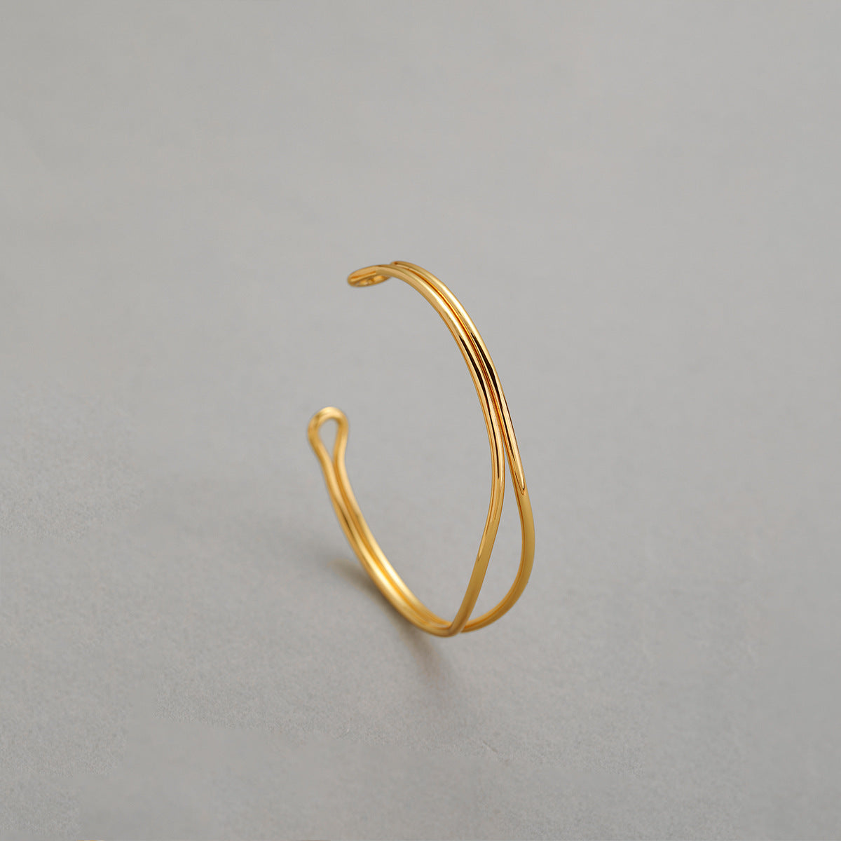 18k gold plated minimalist bangle